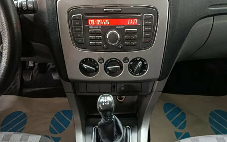 Ford Focus II рестайлинг, 2011 год, 520 000 рублей, 11 фотография