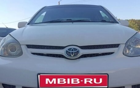 Toyota Platz, 2002 год, 360 000 рублей, 1 фотография