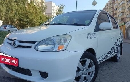 Toyota Platz, 2002 год, 360 000 рублей, 3 фотография