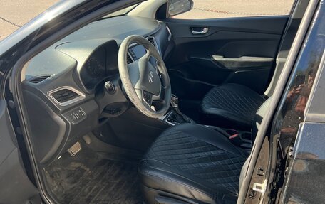 Hyundai Solaris II рестайлинг, 2019 год, 875 000 рублей, 4 фотография