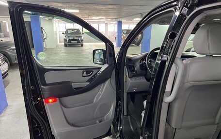 Hyundai Grand Starex Grand Starex I рестайлинг 2, 2019 год, 3 750 000 рублей, 10 фотография