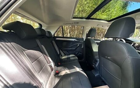 Volkswagen T-Roc I, 2023 год, 1 620 098 рублей, 14 фотография