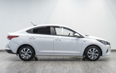 Hyundai Solaris II рестайлинг, 2022 год, 1 949 000 рублей, 5 фотография
