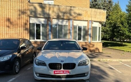 BMW 5 серия, 2011 год, 1 500 000 рублей, 1 фотография