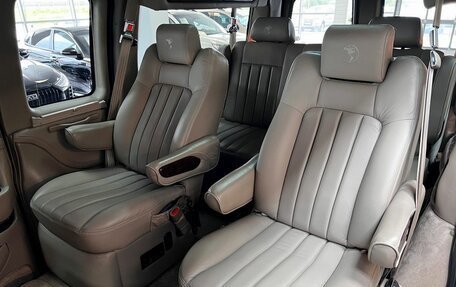 Chevrolet Express II, 2012 год, 8 950 000 рублей, 10 фотография