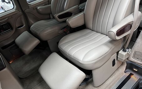 Chevrolet Express II, 2012 год, 8 950 000 рублей, 24 фотография
