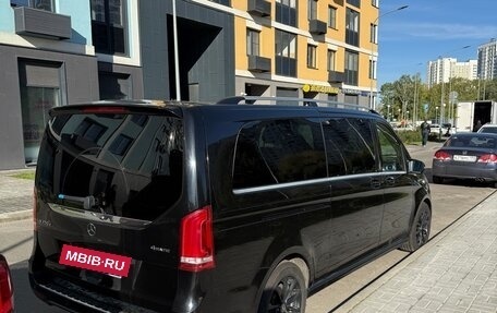 Mercedes-Benz V-Класс, 2017 год, 3 100 000 рублей, 3 фотография