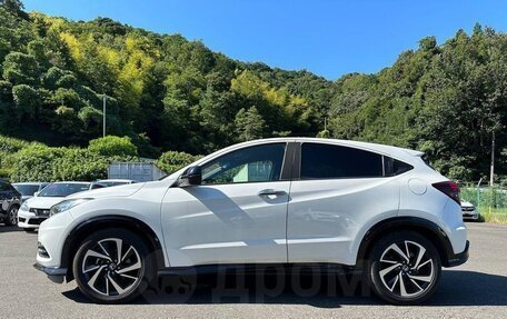 Honda Vezel, 2018 год, 1 850 000 рублей, 4 фотография
