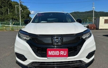 Honda Vezel, 2018 год, 1 850 000 рублей, 2 фотография