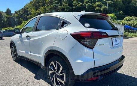 Honda Vezel, 2018 год, 1 850 000 рублей, 5 фотография