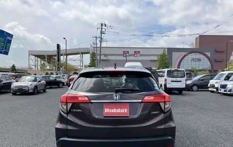 Honda Vezel, 2021 год, 1 720 000 рублей, 4 фотография