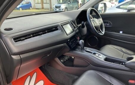 Honda Vezel, 2021 год, 1 720 000 рублей, 17 фотография