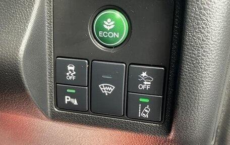 Honda Vezel, 2021 год, 1 720 000 рублей, 16 фотография