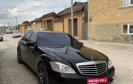 Mercedes-Benz S-Класс, 2005 год, 1 100 000 рублей, 9 фотография