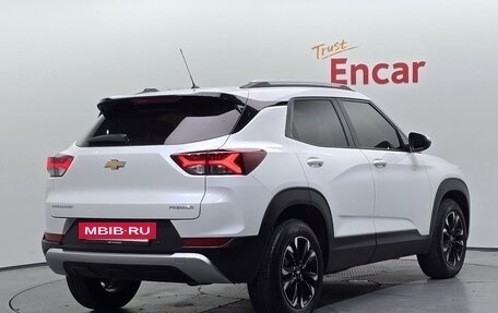Chevrolet TrailBlazer, 2022 год, 1 550 000 рублей, 2 фотография
