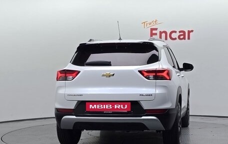 Chevrolet TrailBlazer, 2022 год, 1 550 000 рублей, 4 фотография