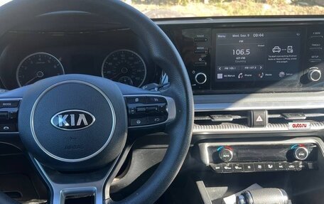 KIA K5, 2020 год, 2 300 000 рублей, 9 фотография