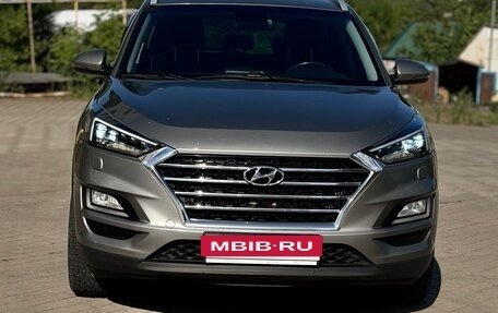 Hyundai Tucson III, 2019 год, 1 990 000 рублей, 2 фотография
