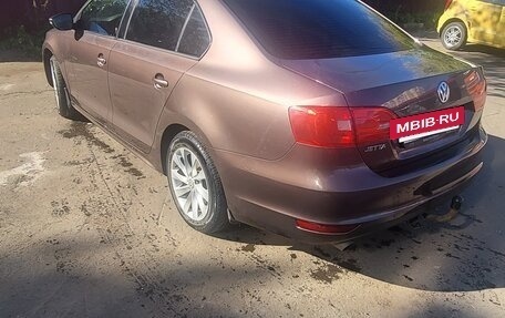 Volkswagen Jetta VI, 2014 год, 1 100 000 рублей, 4 фотография
