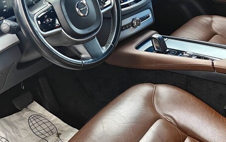 Volvo XC90 II рестайлинг, 2020 год, 3 400 000 рублей, 16 фотография