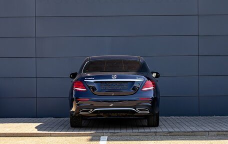 Mercedes-Benz E-Класс, 2020 год, 2 955 000 рублей, 5 фотография
