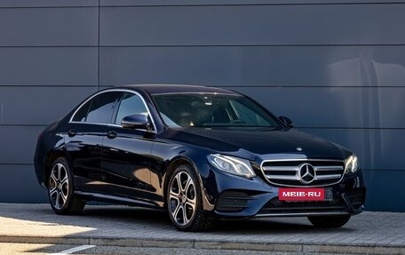 Mercedes-Benz E-Класс, 2020 год, 2 955 000 рублей, 7 фотография
