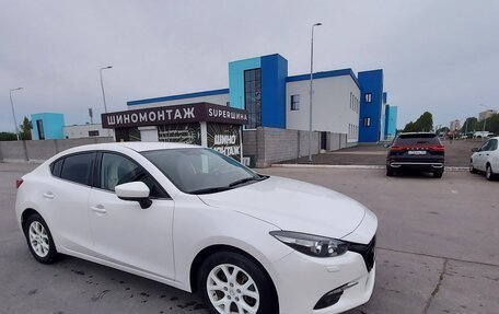 Mazda 3, 2018 год, 1 650 000 рублей, 2 фотография