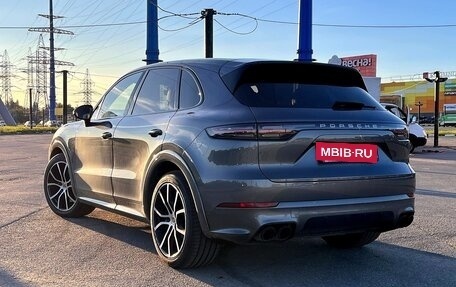 Porsche Cayenne III, 2018 год, 6 990 000 рублей, 3 фотография