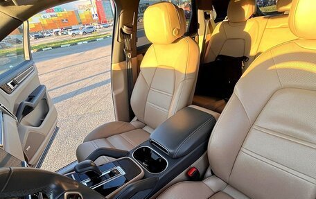Porsche Cayenne III, 2018 год, 6 990 000 рублей, 13 фотография