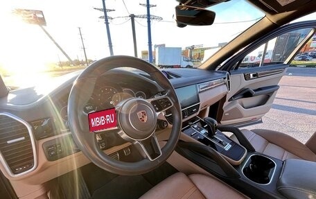Porsche Cayenne III, 2018 год, 6 990 000 рублей, 10 фотография