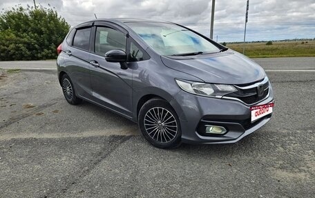 Honda Fit III, 2018 год, 925 000 рублей, 1 фотография