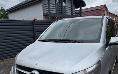 Mercedes-Benz V-Класс, 2016 год, 2 600 000 рублей, 1 фотография