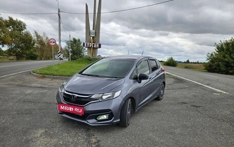 Honda Fit III, 2018 год, 925 000 рублей, 11 фотография