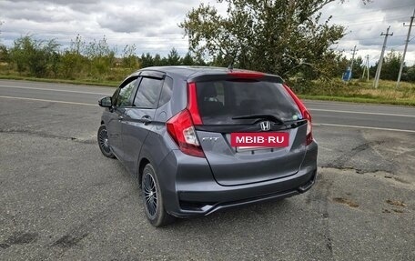 Honda Fit III, 2018 год, 925 000 рублей, 9 фотография