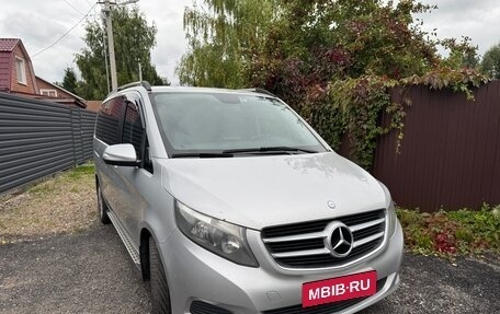 Mercedes-Benz V-Класс, 2016 год, 2 600 000 рублей, 3 фотография
