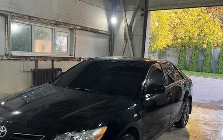 Toyota Camry, 2008 год, 1 089 000 рублей, 2 фотография