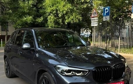 BMW X5, 2019 год, 6 200 000 рублей, 4 фотография