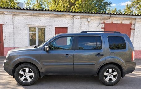 Honda Pilot III рестайлинг, 2008 год, 1 120 000 рублей, 2 фотография