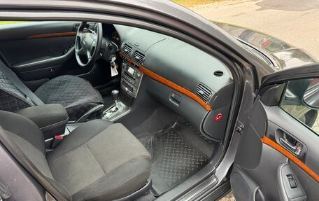 Toyota Avensis III рестайлинг, 2007 год, 735 000 рублей, 19 фотография