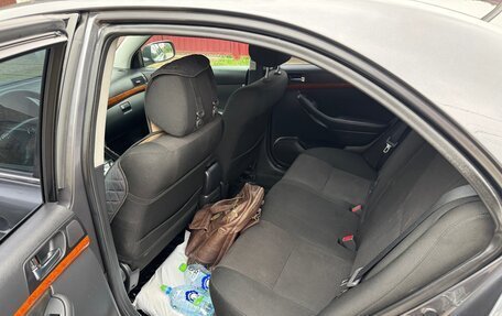 Toyota Avensis III рестайлинг, 2007 год, 735 000 рублей, 17 фотография