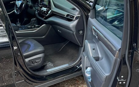 Toyota Highlander, 2021 год, 5 500 000 рублей, 8 фотография