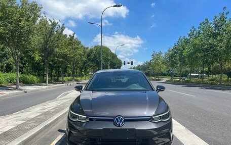 Volkswagen Golf VIII, 2022 год, 2 275 000 рублей, 2 фотография