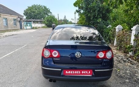 Volkswagen Passat B6, 2010 год, 670 000 рублей, 2 фотография