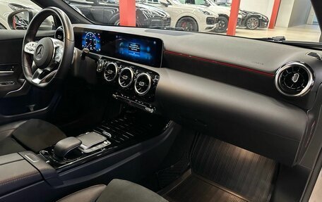 Mercedes-Benz A-Класс, 2020 год, 2 550 000 рублей, 21 фотография