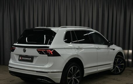 Volkswagen Tiguan II, 2018 год, 3 499 777 рублей, 2 фотография