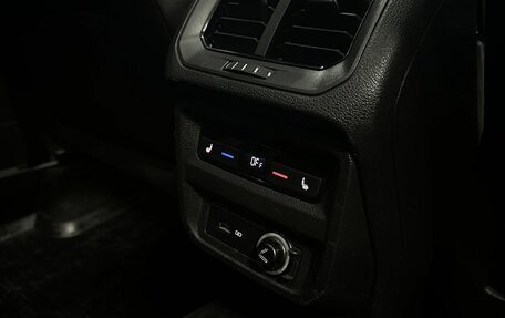 Volkswagen Tiguan II, 2018 год, 3 499 777 рублей, 24 фотография