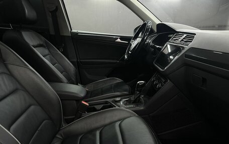 Volkswagen Tiguan II, 2018 год, 3 499 777 рублей, 29 фотография