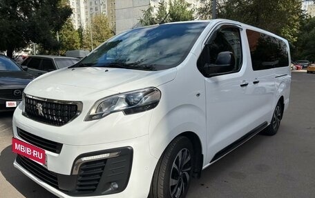 Peugeot Traveller I, 2021 год, 3 250 000 рублей, 2 фотография