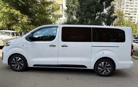 Peugeot Traveller I, 2021 год, 3 250 000 рублей, 4 фотография