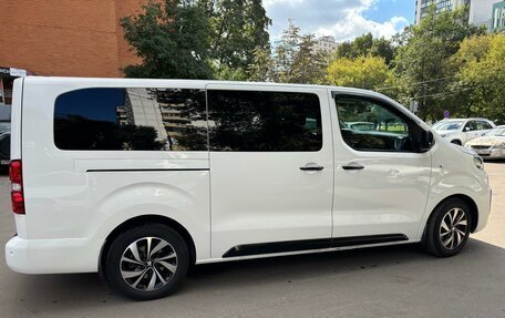 Peugeot Traveller I, 2021 год, 3 250 000 рублей, 8 фотография